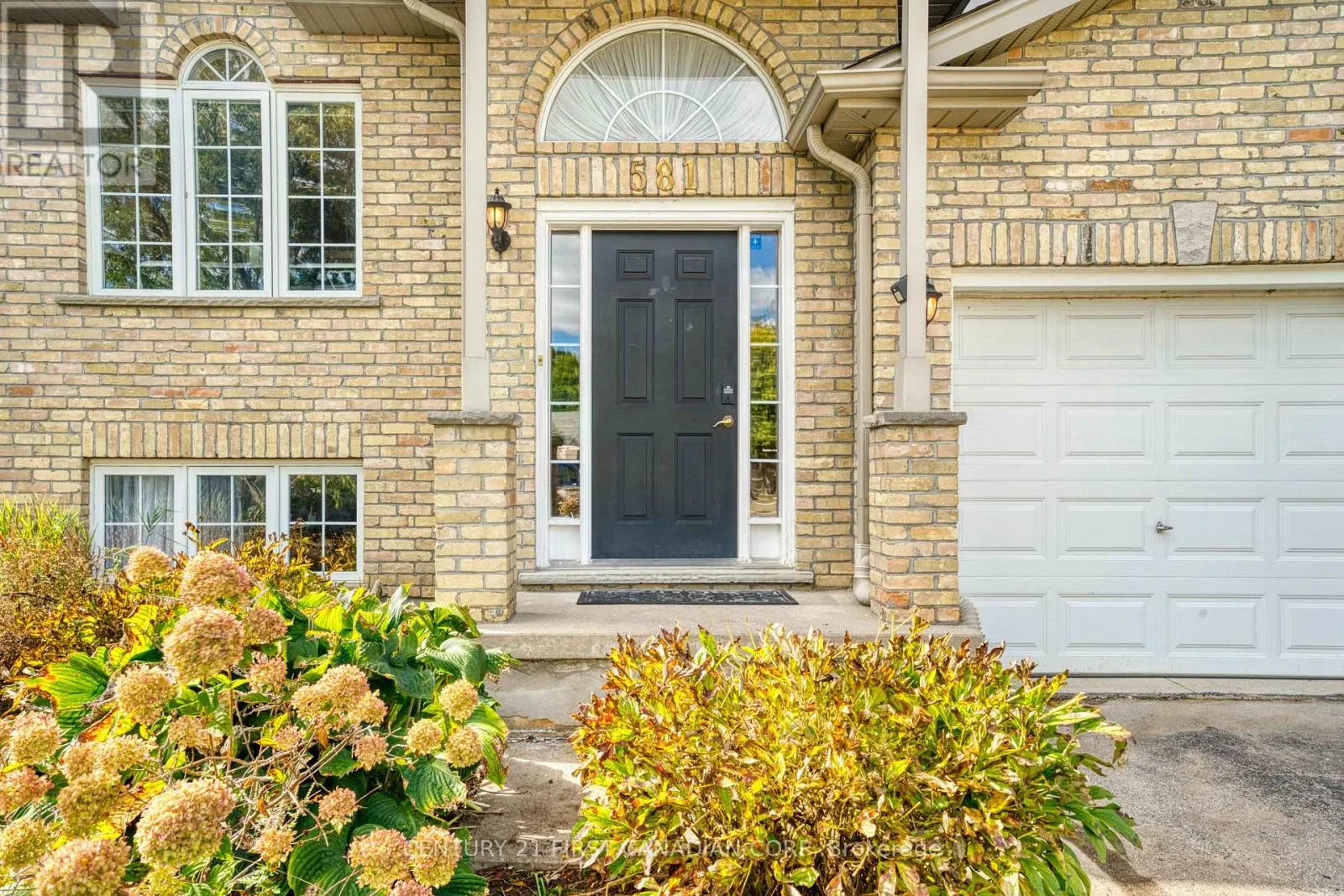 581 FOREST CREEK PLACE
