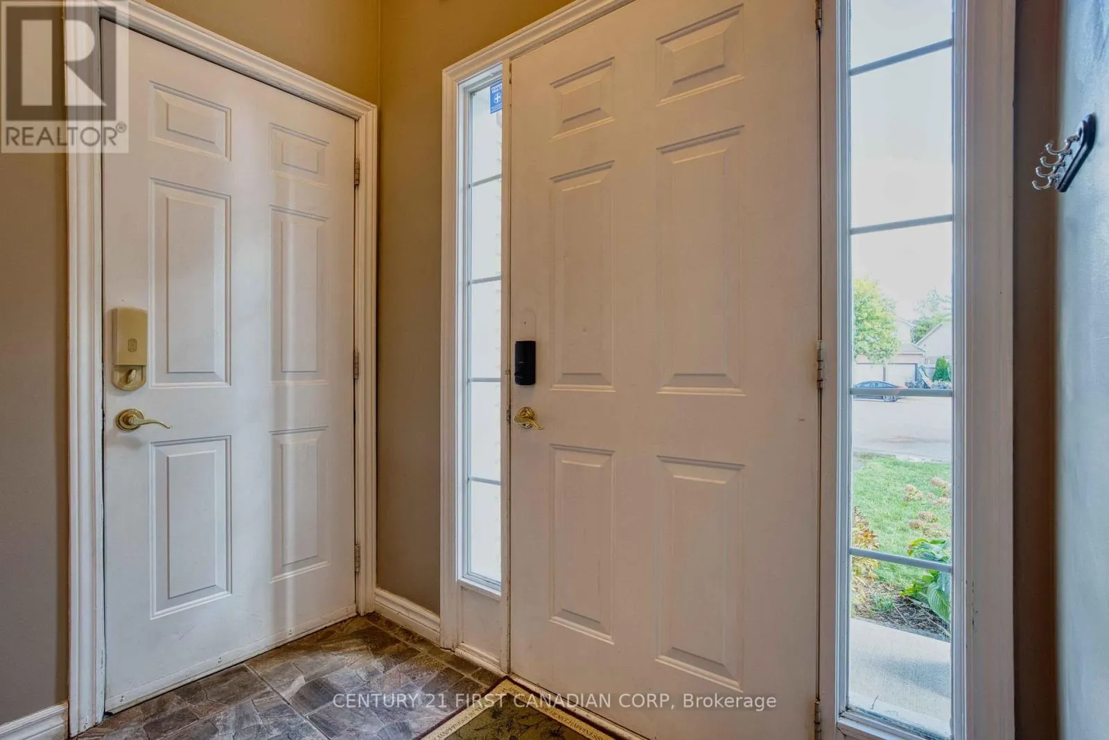 581 FOREST CREEK PLACE