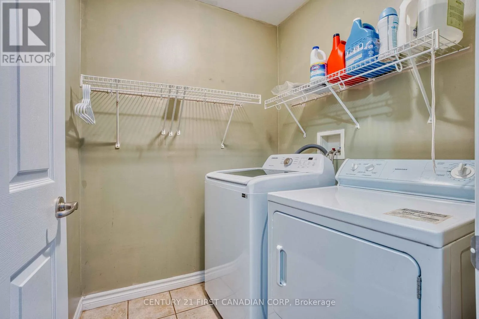 581 FOREST CREEK PLACE