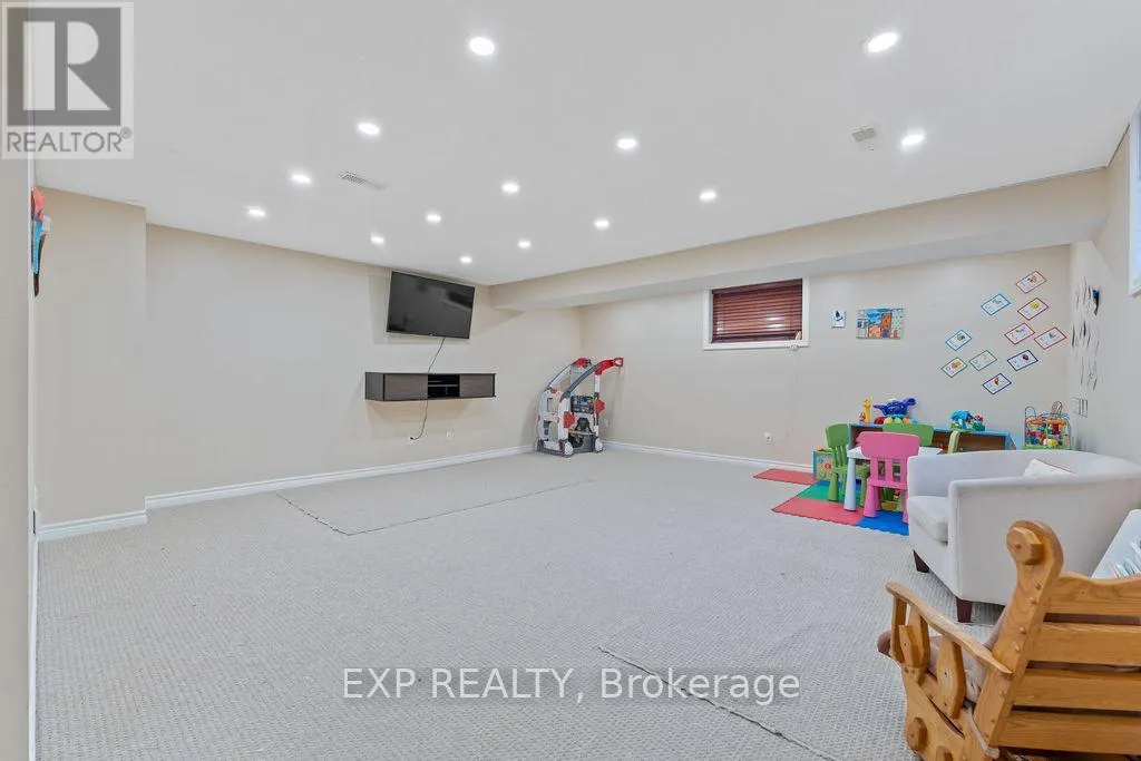 4085 KELLY FARM DRIVE