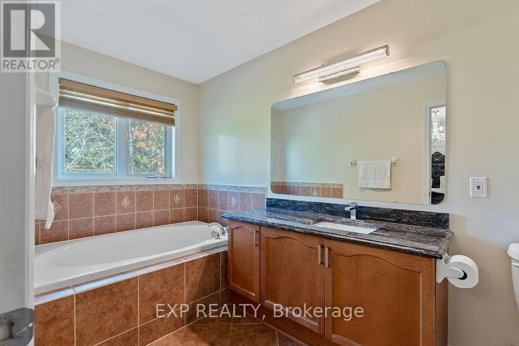 4085 KELLY FARM DRIVE