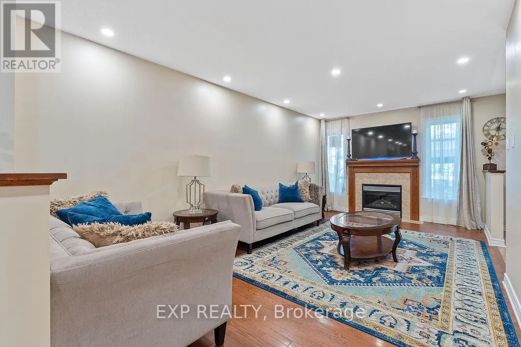 4085 KELLY FARM DRIVE
