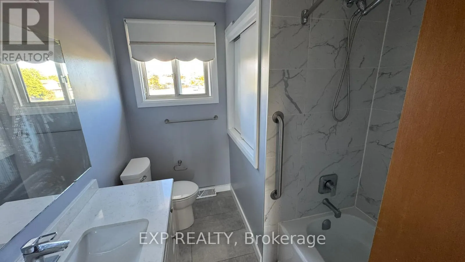 UPPER - 50 SUNNYLEA DRIVE, #Upper