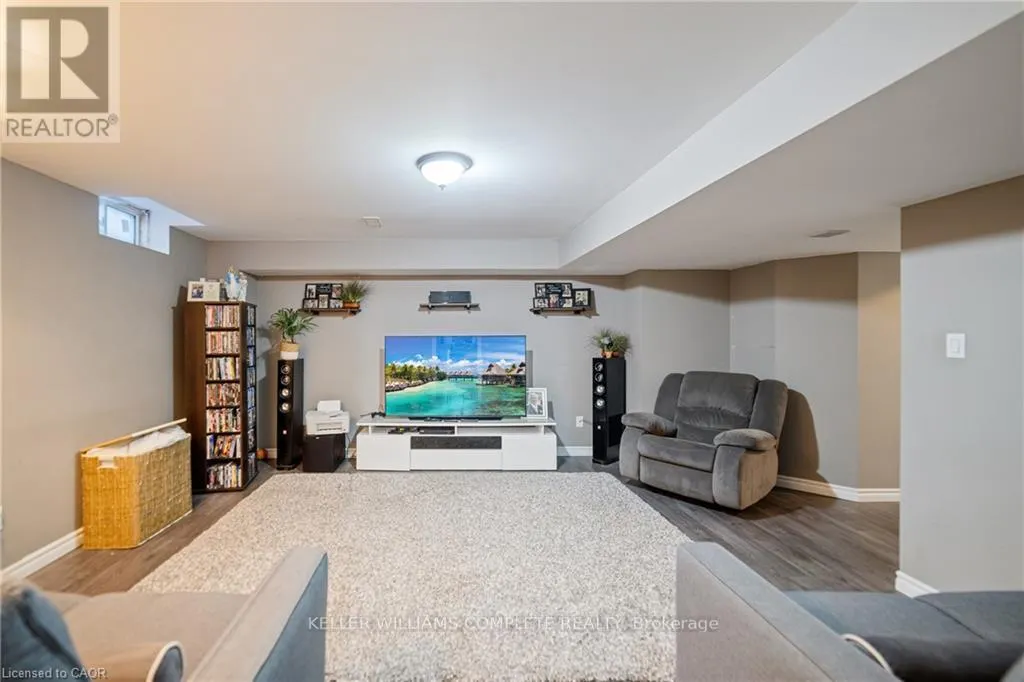 24 MACBEAN CRESCENT