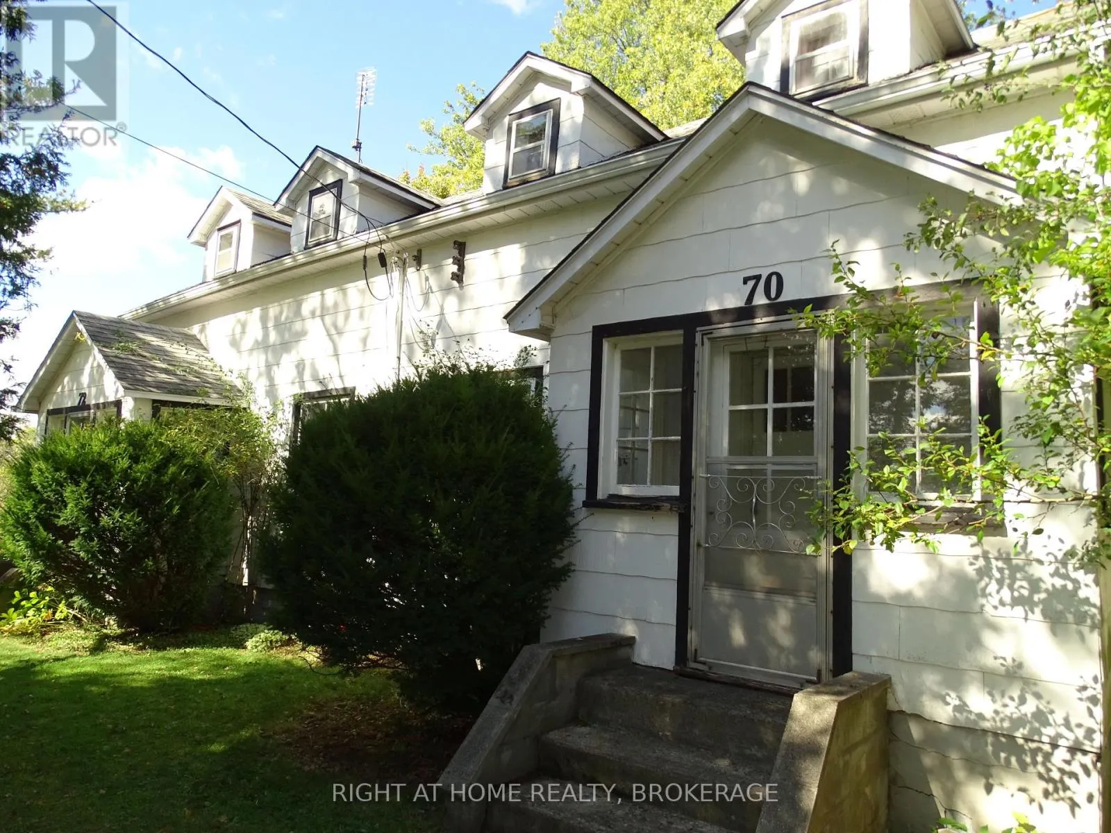 72 BRIDGE STREET W