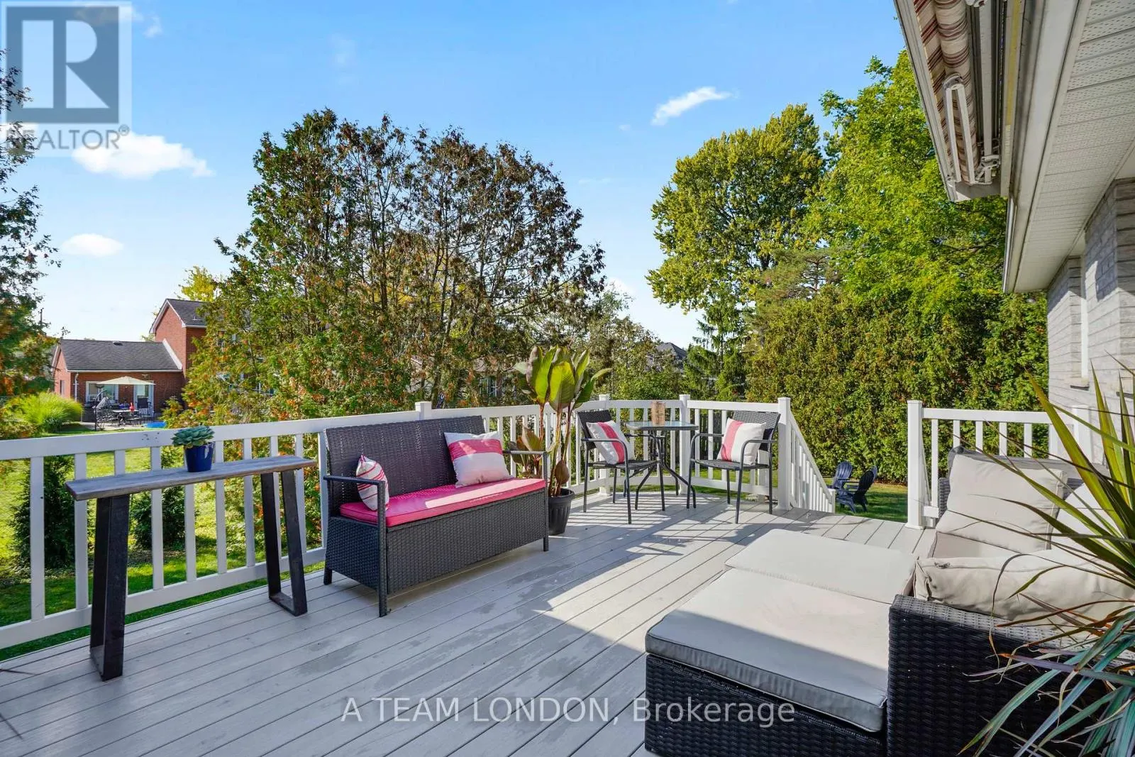 12 HUNTINGTON TERRACE