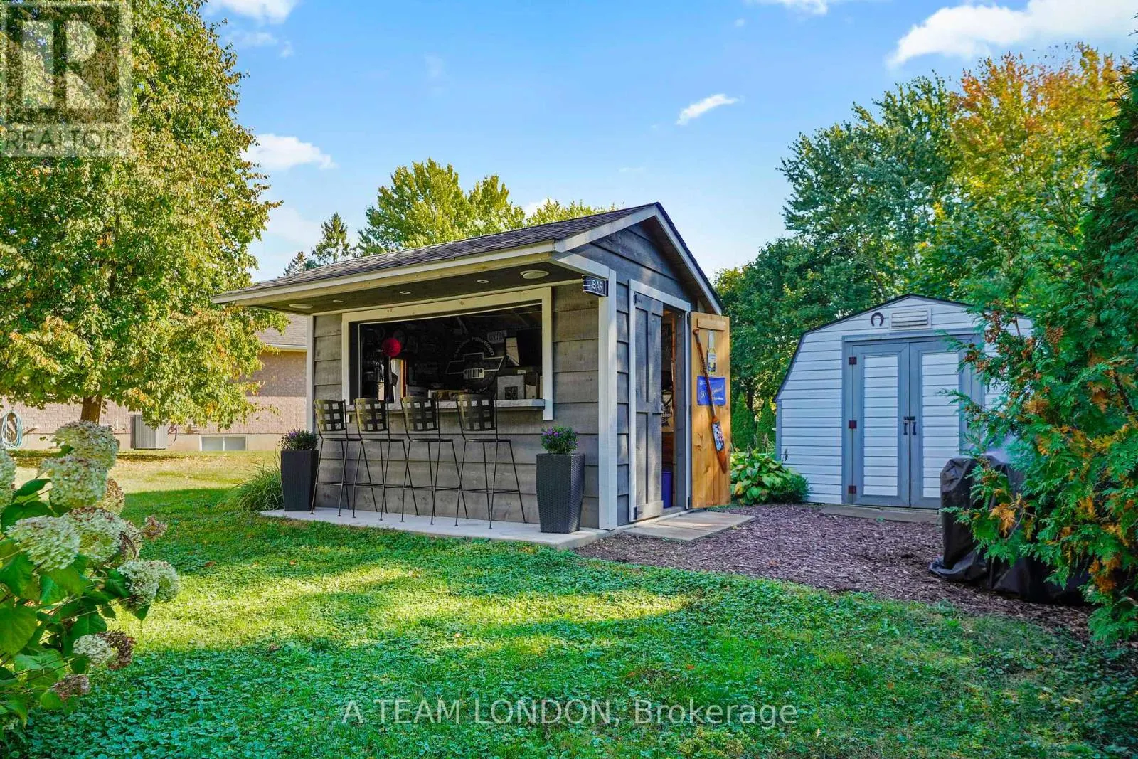12 HUNTINGTON TERRACE