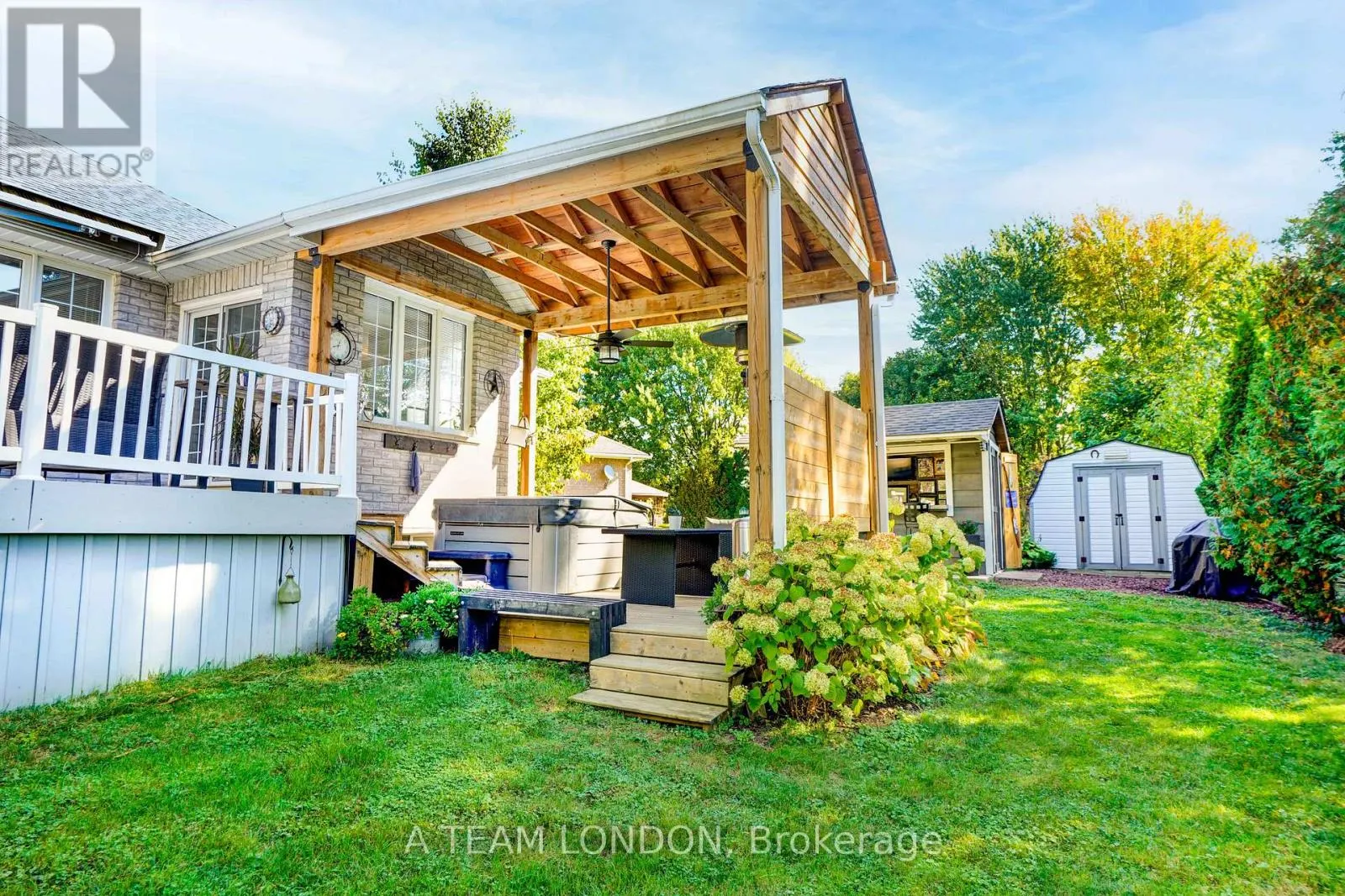12 HUNTINGTON TERRACE