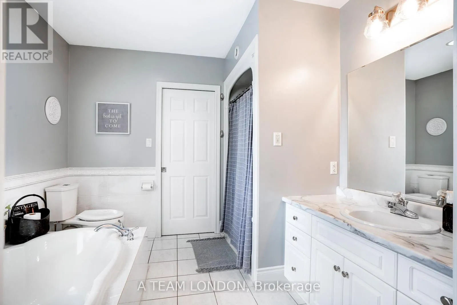 12 HUNTINGTON TERRACE