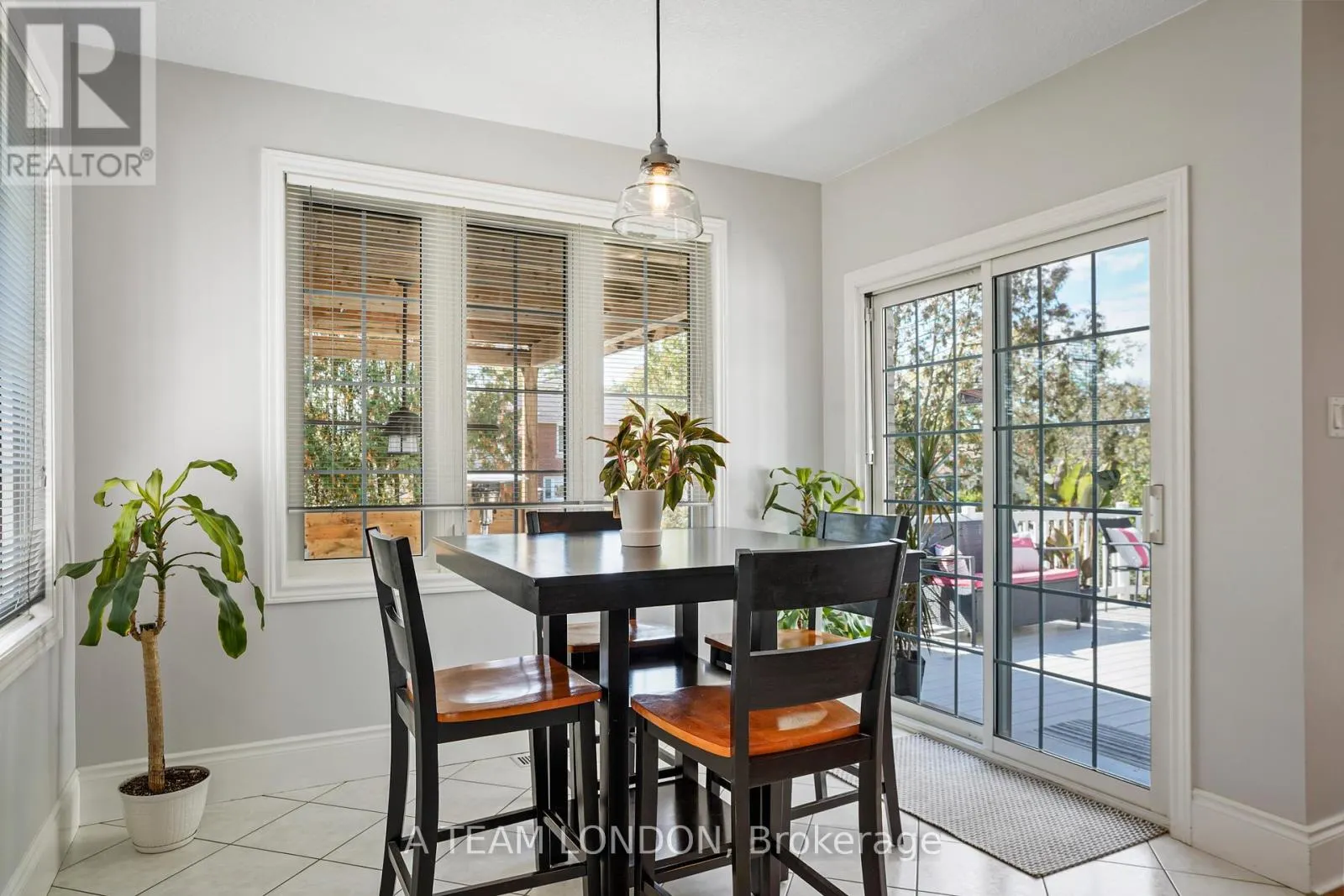 12 HUNTINGTON TERRACE