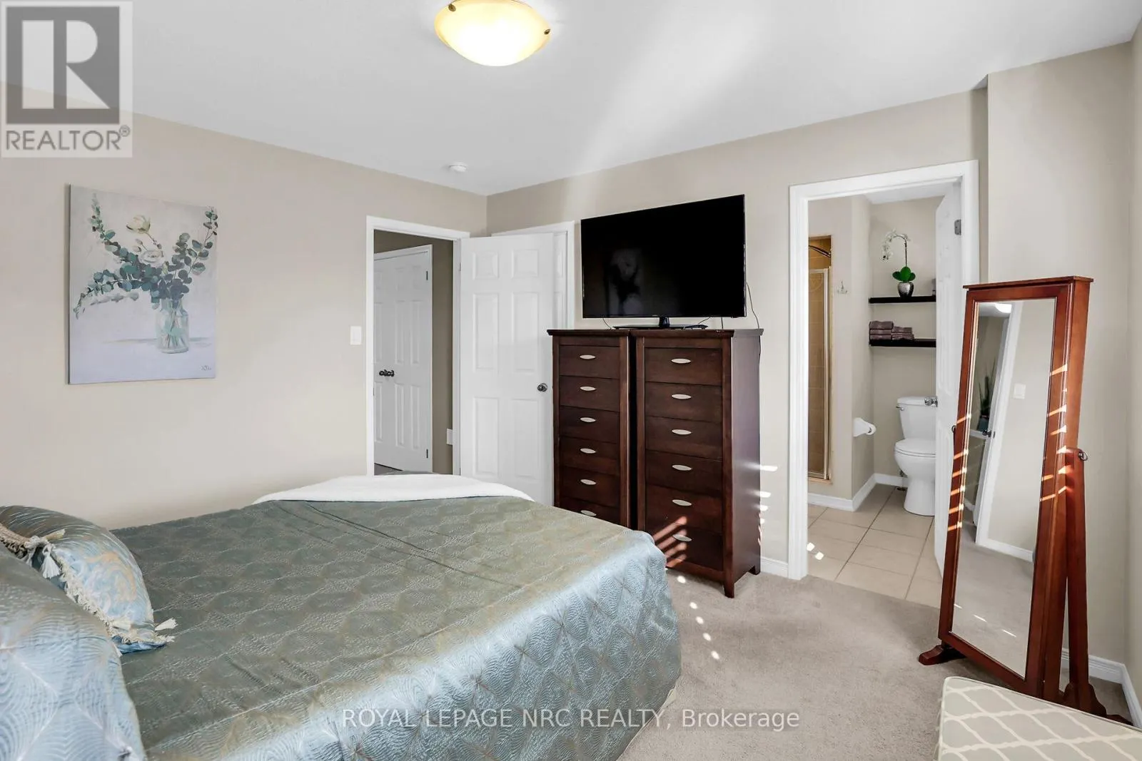 8681 DOGWOOD CRESCENT