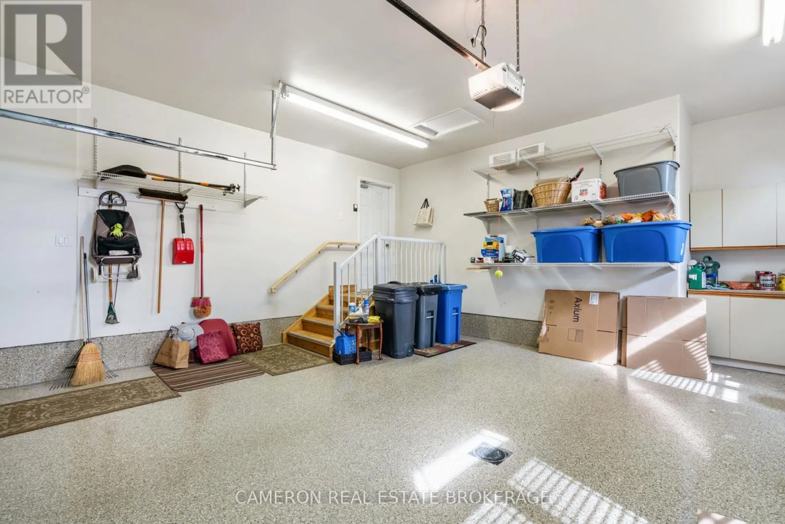 18105 FARLINGER DRIVE
