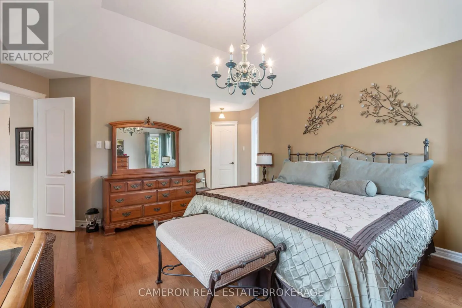 18105 FARLINGER DRIVE