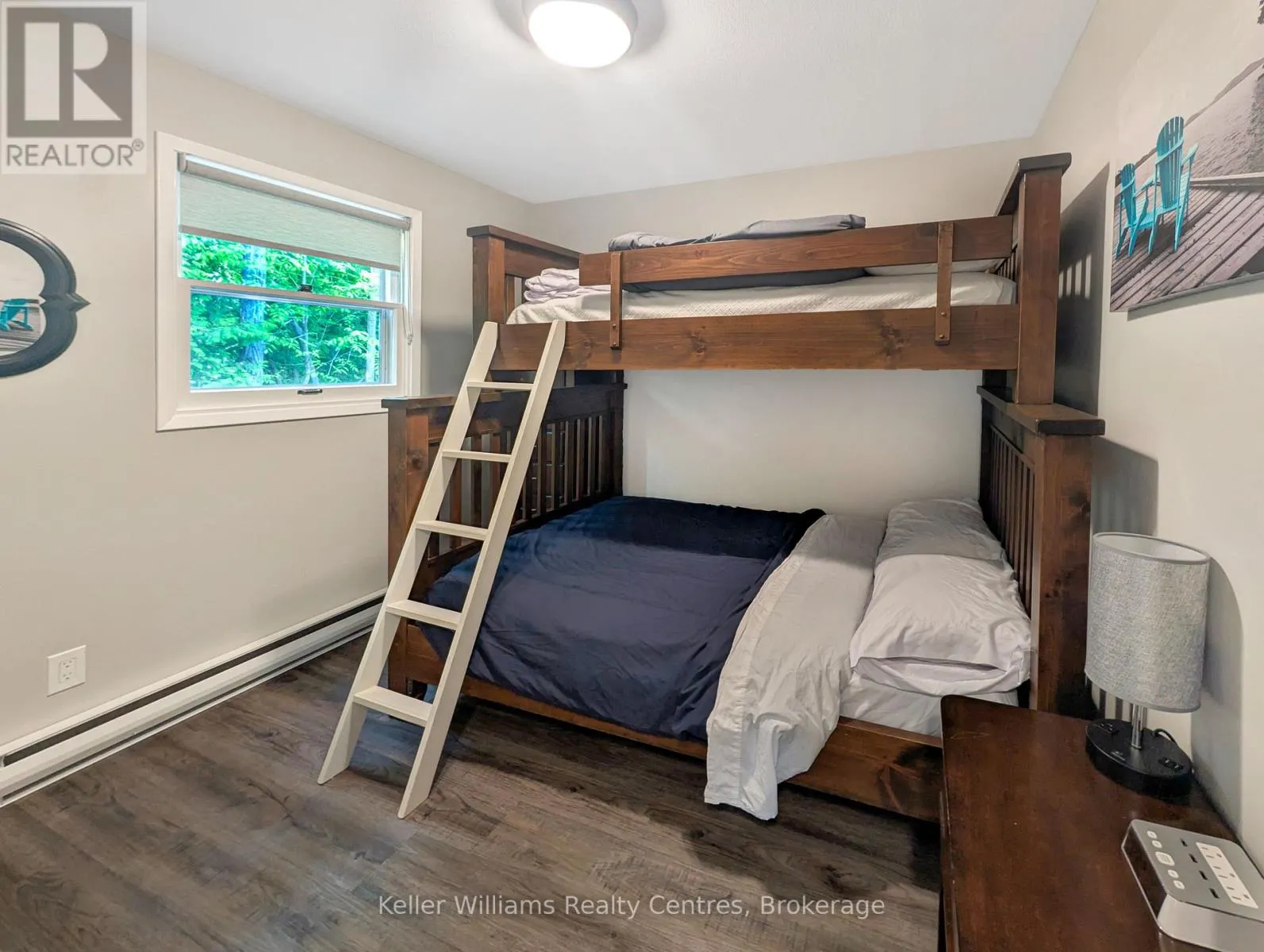12 PIERCE STREET S