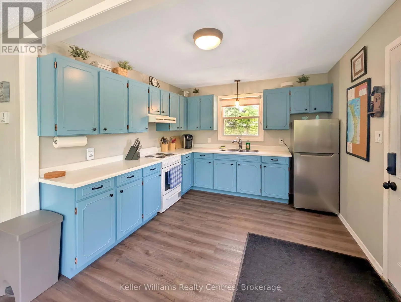 12 PIERCE STREET S