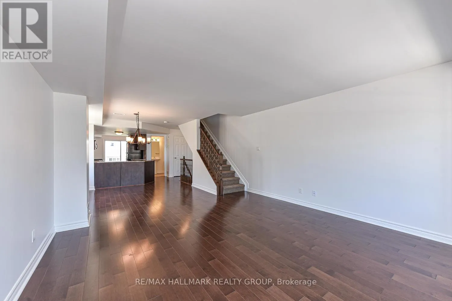 736B CHAPMAN MILLS DRIVE