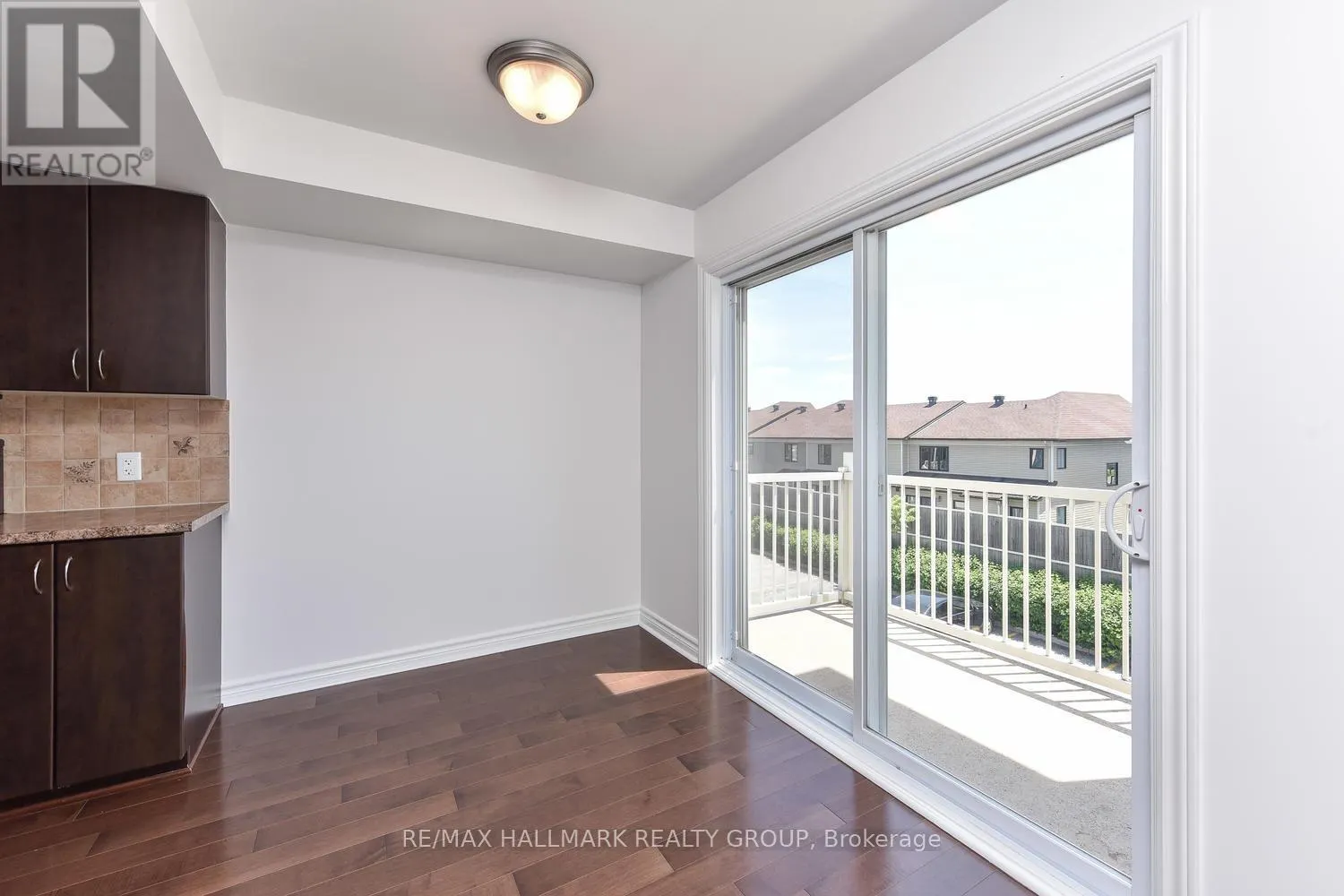 736B CHAPMAN MILLS DRIVE