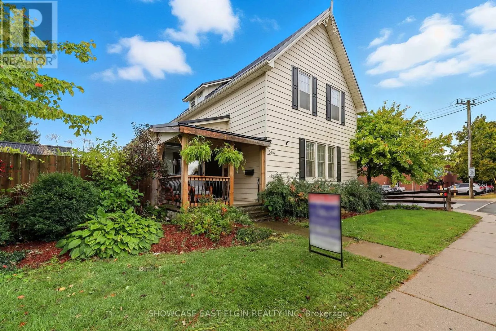 354 TALBOT STREET W