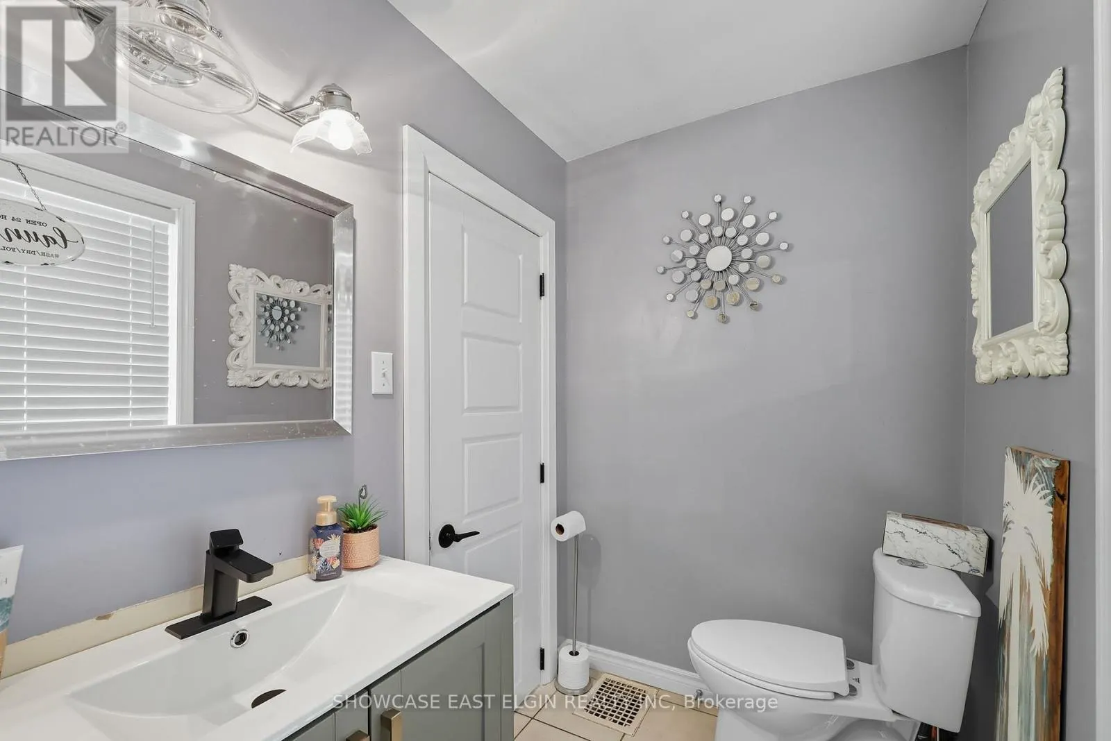 354 TALBOT STREET W
