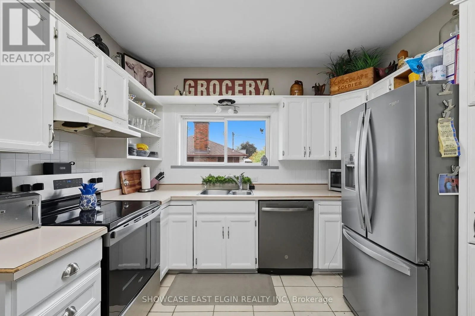 354 TALBOT STREET W
