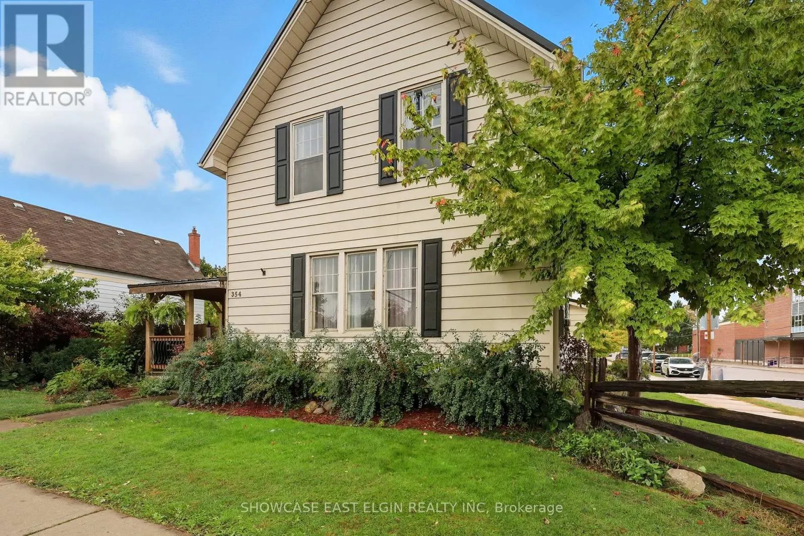 354 TALBOT STREET W