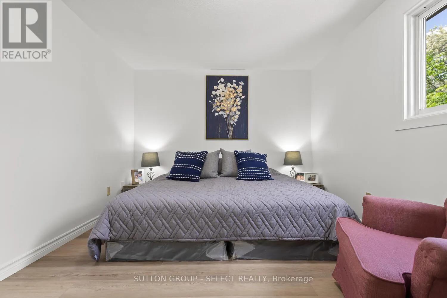 64 - 40 TIFFANY DRIVE, #64