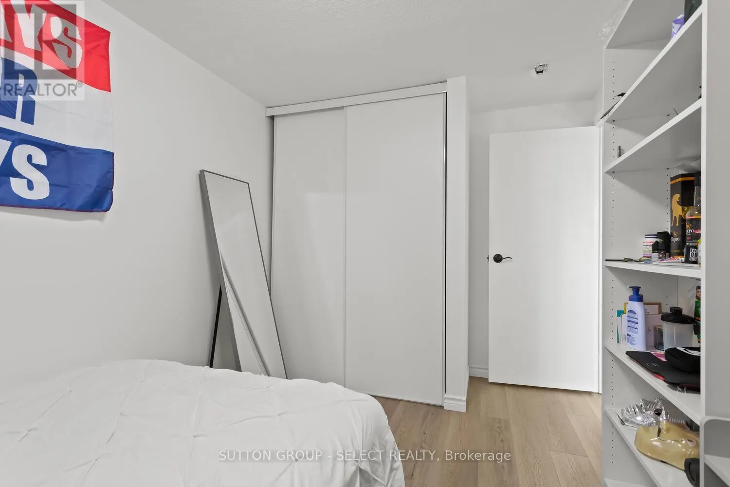 64 - 40 TIFFANY DRIVE, #64
