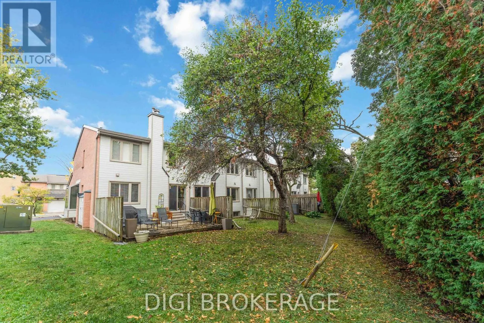 28 - 710 CORONATION AVENUE