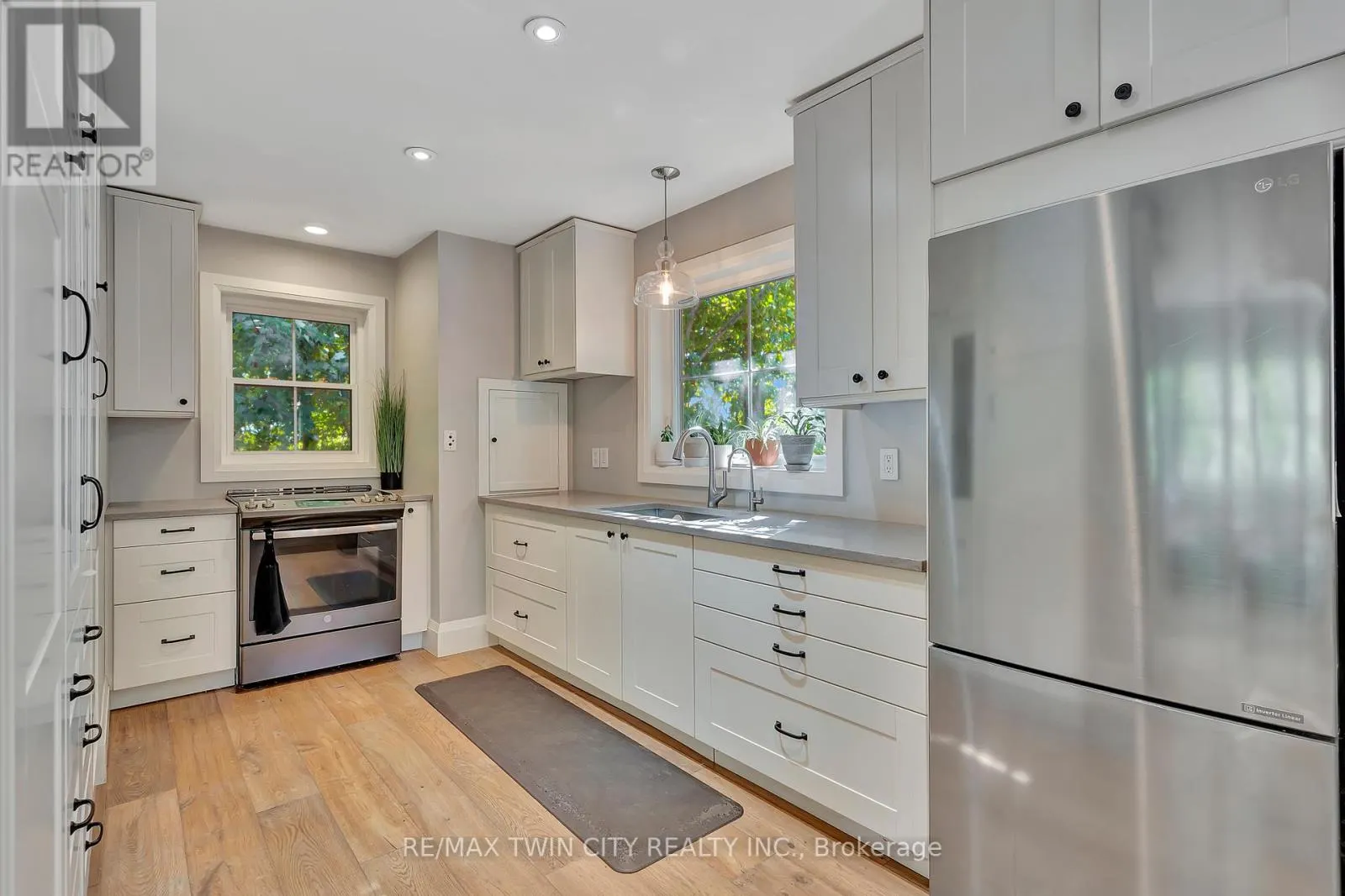 3667 OLD BEVERLY ROAD