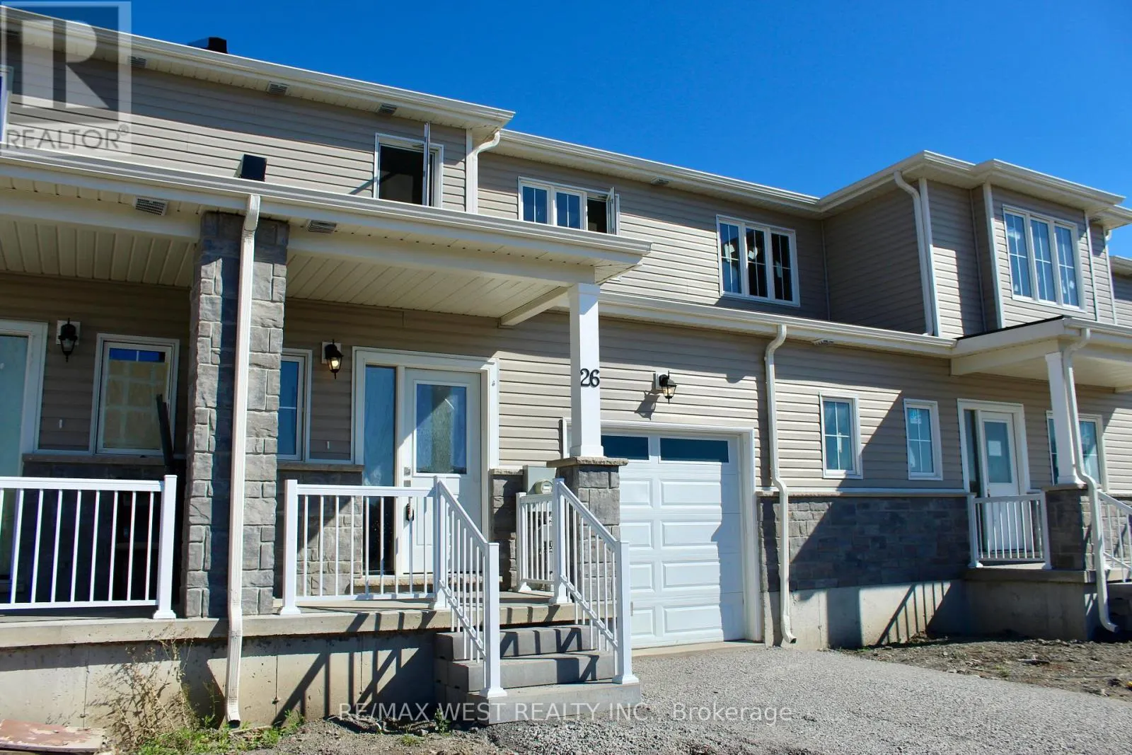 26 GLACIER CRESCENT