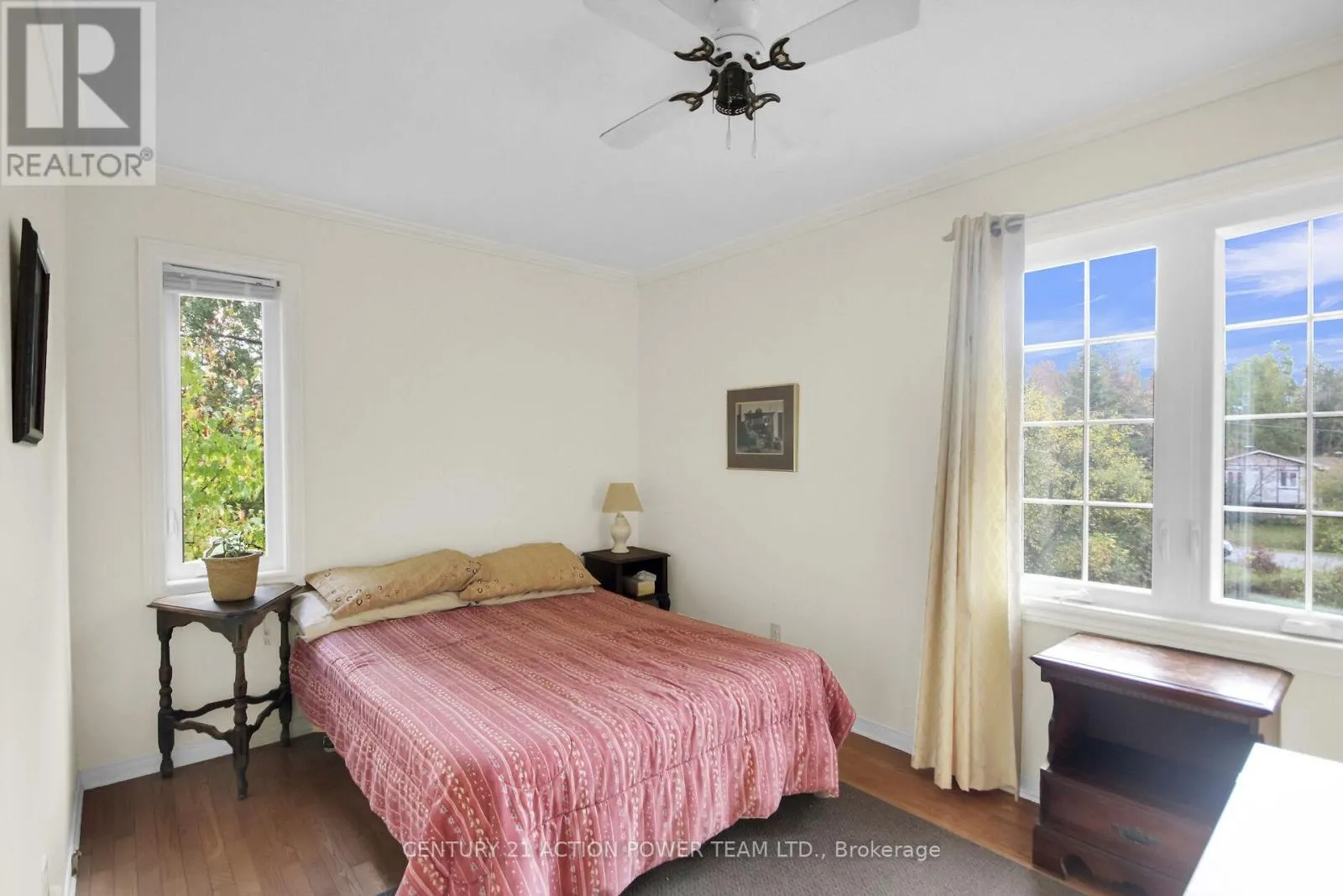 5658 MARLENE CR CRESCENT