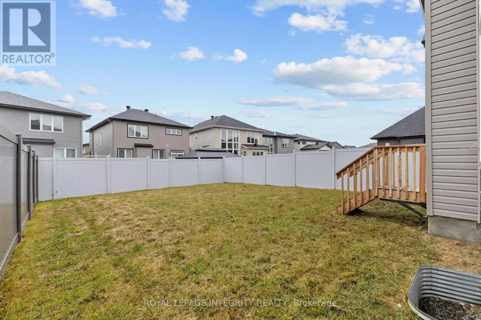 428 GIDRAN CIRCLE