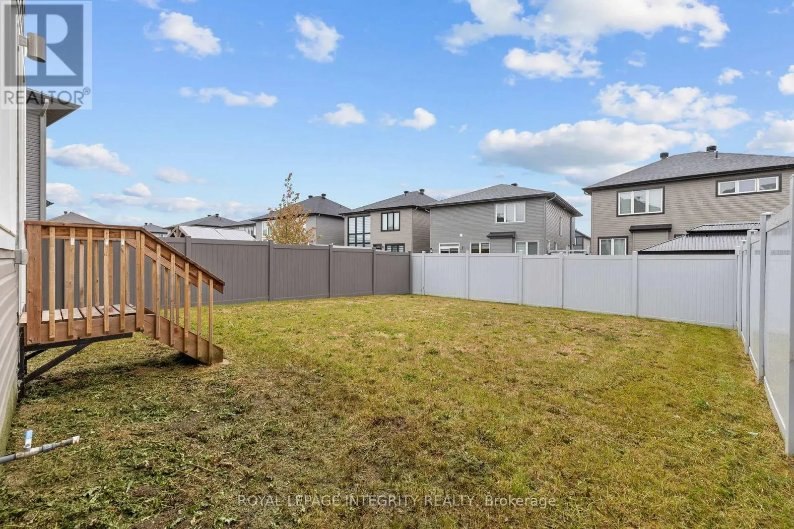 428 GIDRAN CIRCLE