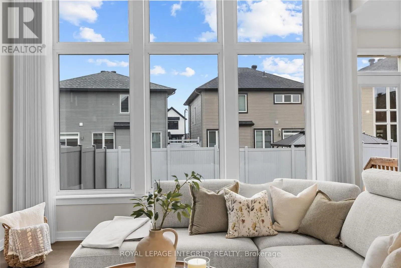 428 GIDRAN CIRCLE