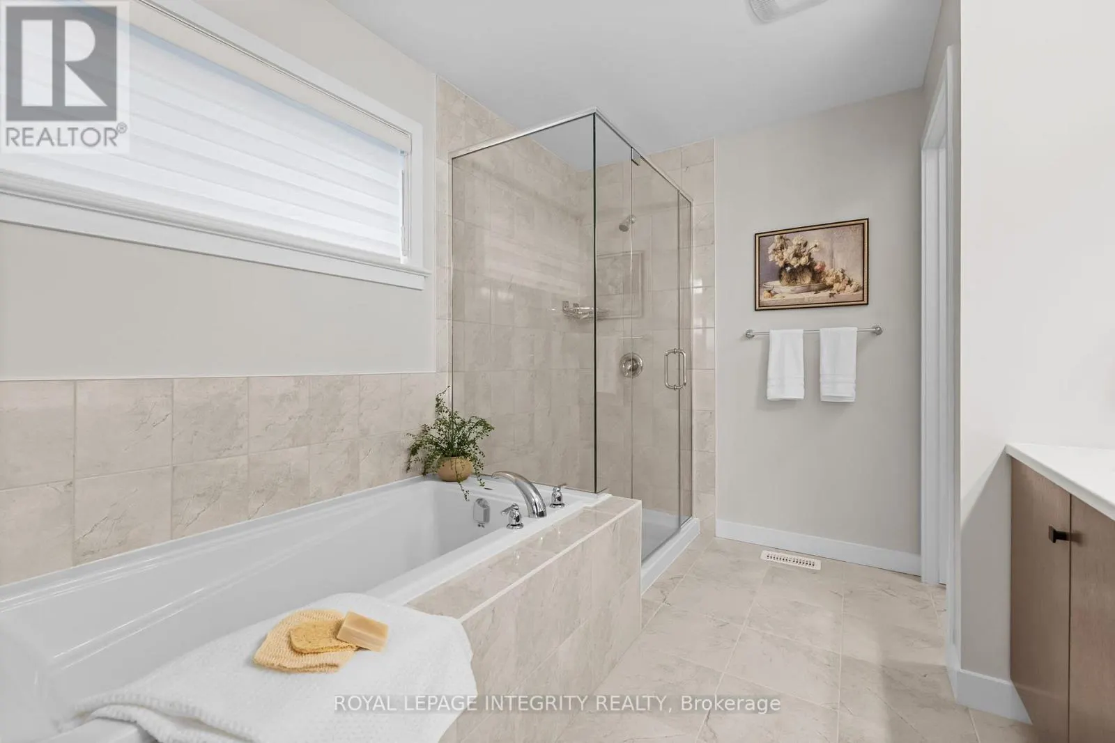 428 GIDRAN CIRCLE