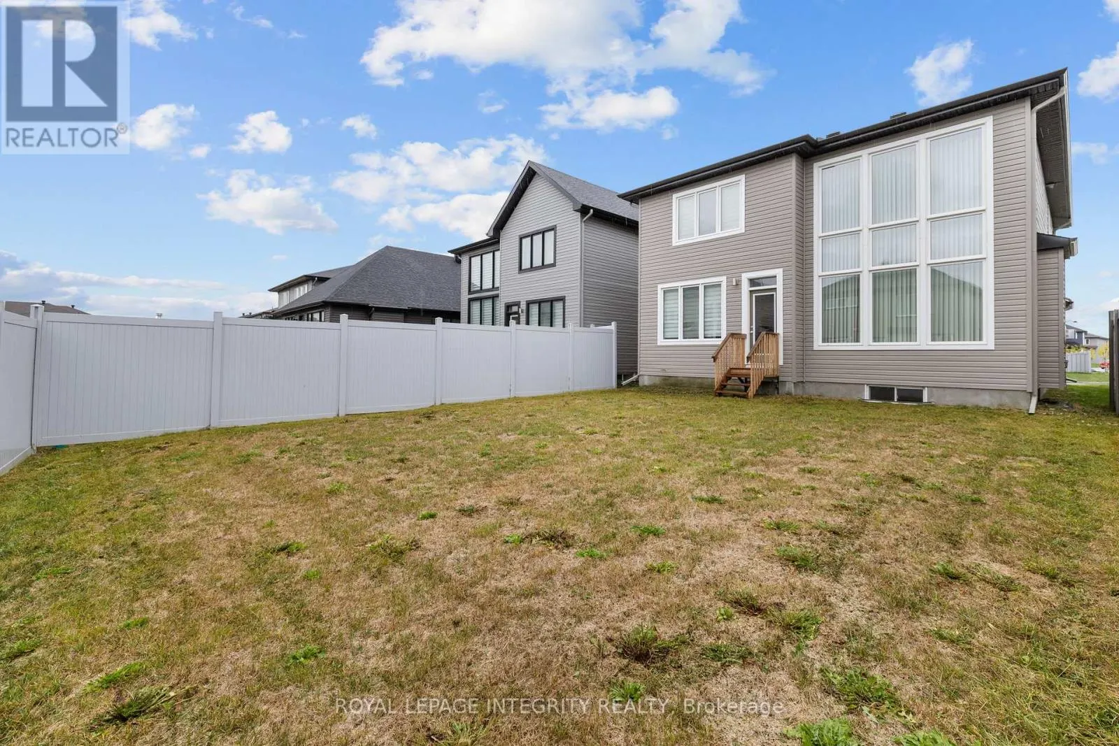 428 GIDRAN CIRCLE