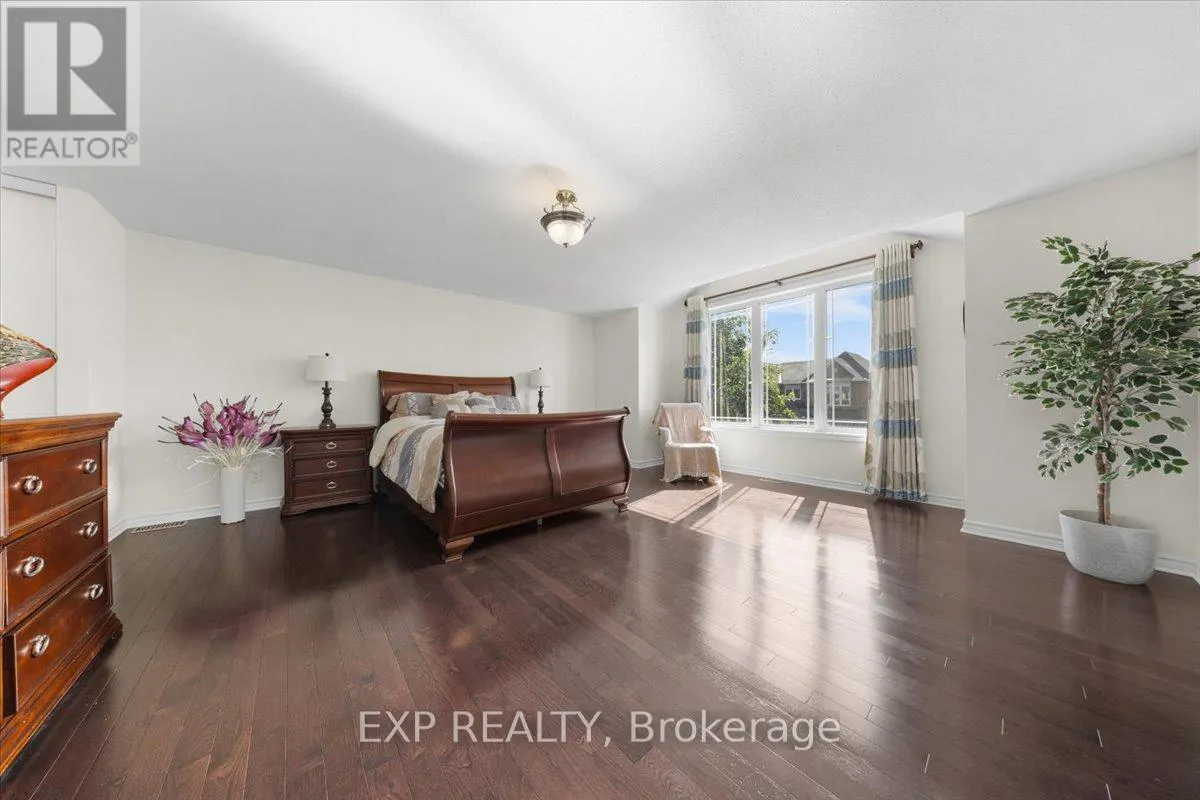 300 GRAYBURN WAY