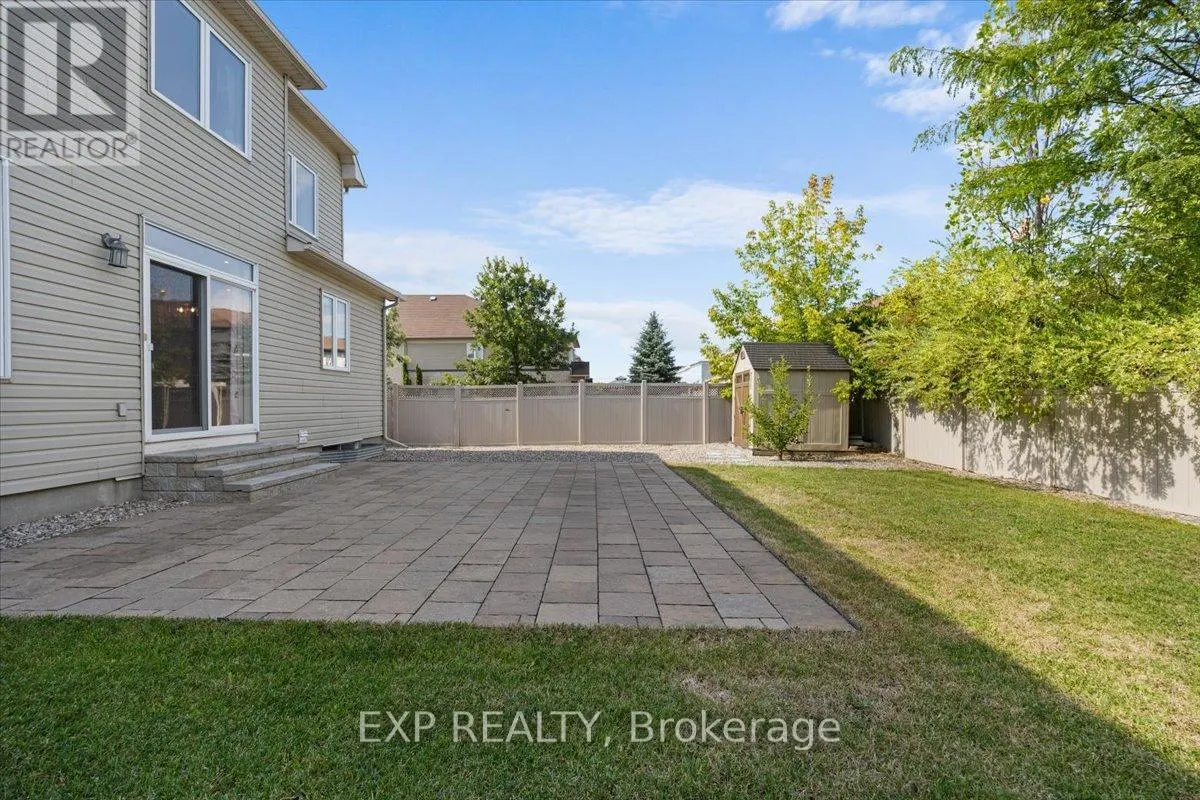 300 GRAYBURN WAY