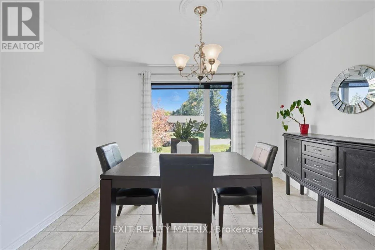 8089 LAURIE LANE S