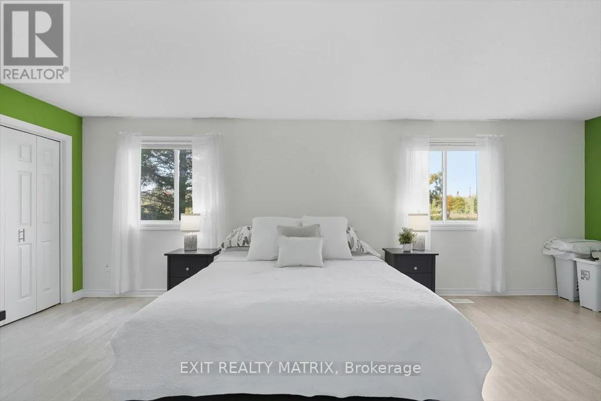 8089 LAURIE LANE S