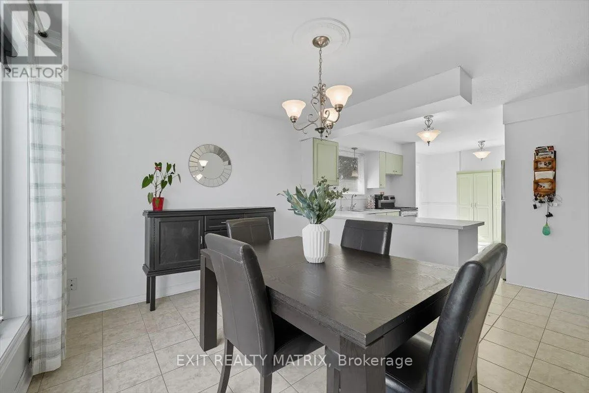 8089 LAURIE LANE S