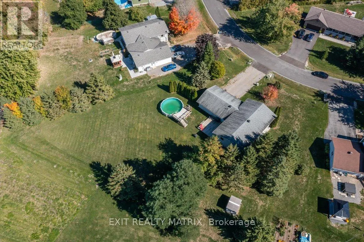 8089 LAURIE LANE S