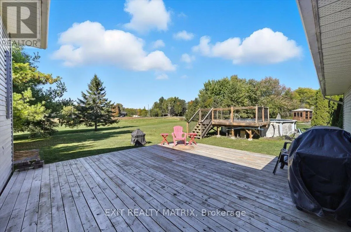 8089 LAURIE LANE S