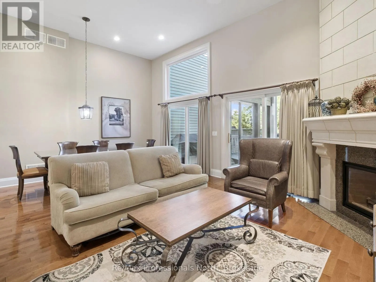 41R - 1209 MUSKOKA BEACH ROAD, #41R