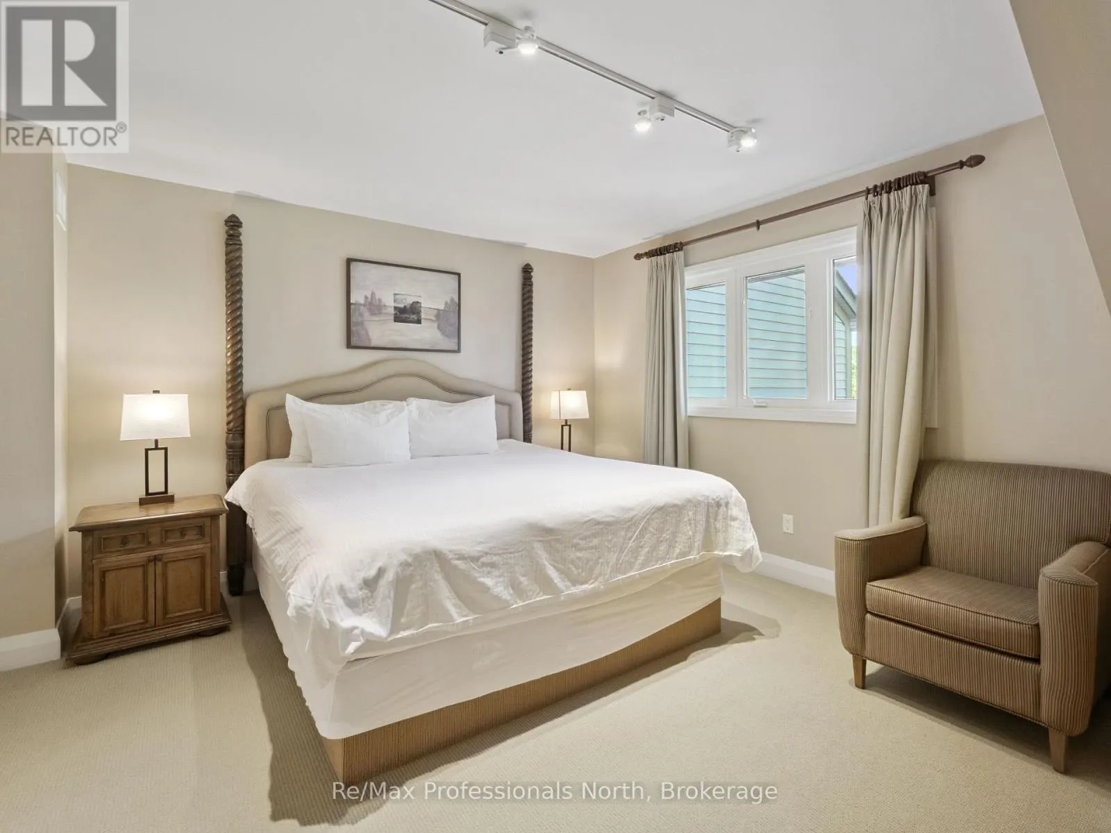 41R - 1209 MUSKOKA BEACH ROAD, #41R