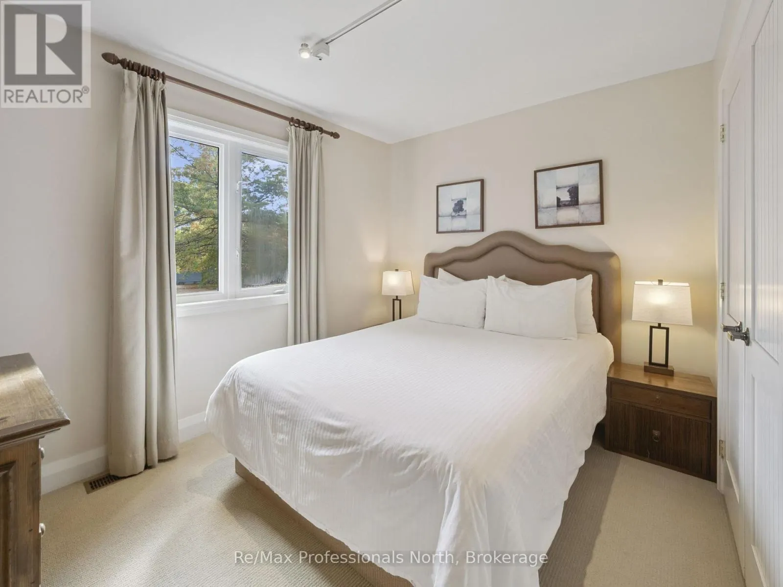 41R - 1209 MUSKOKA BEACH ROAD, #41R