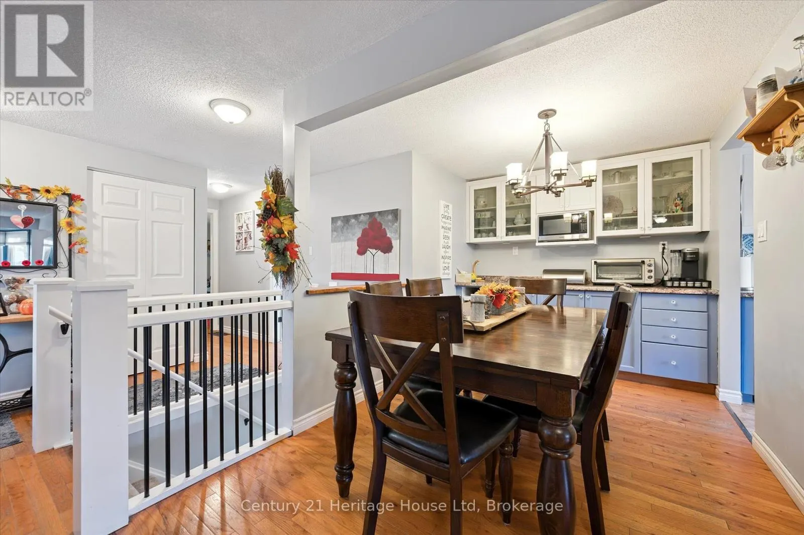 345 STORNOWAY DRIVE