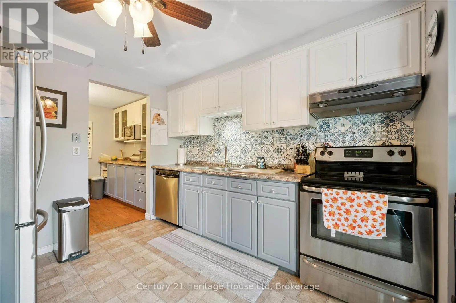 345 STORNOWAY DRIVE