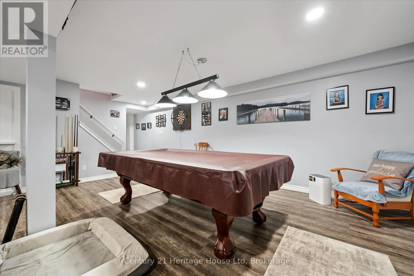 345 STORNOWAY DRIVE
