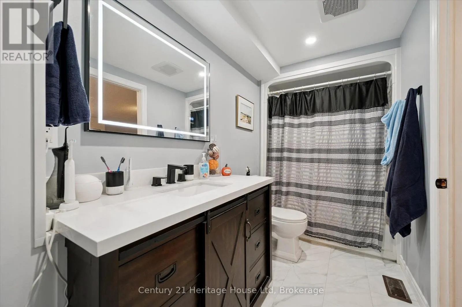 345 STORNOWAY DRIVE